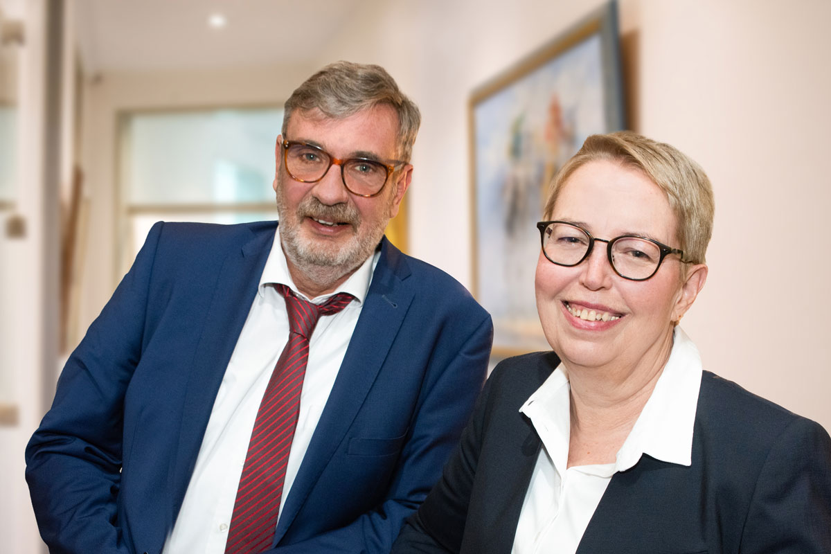 Ingo Heetsch  und Sigrid Schröder-Heetsch im Firmengebäude